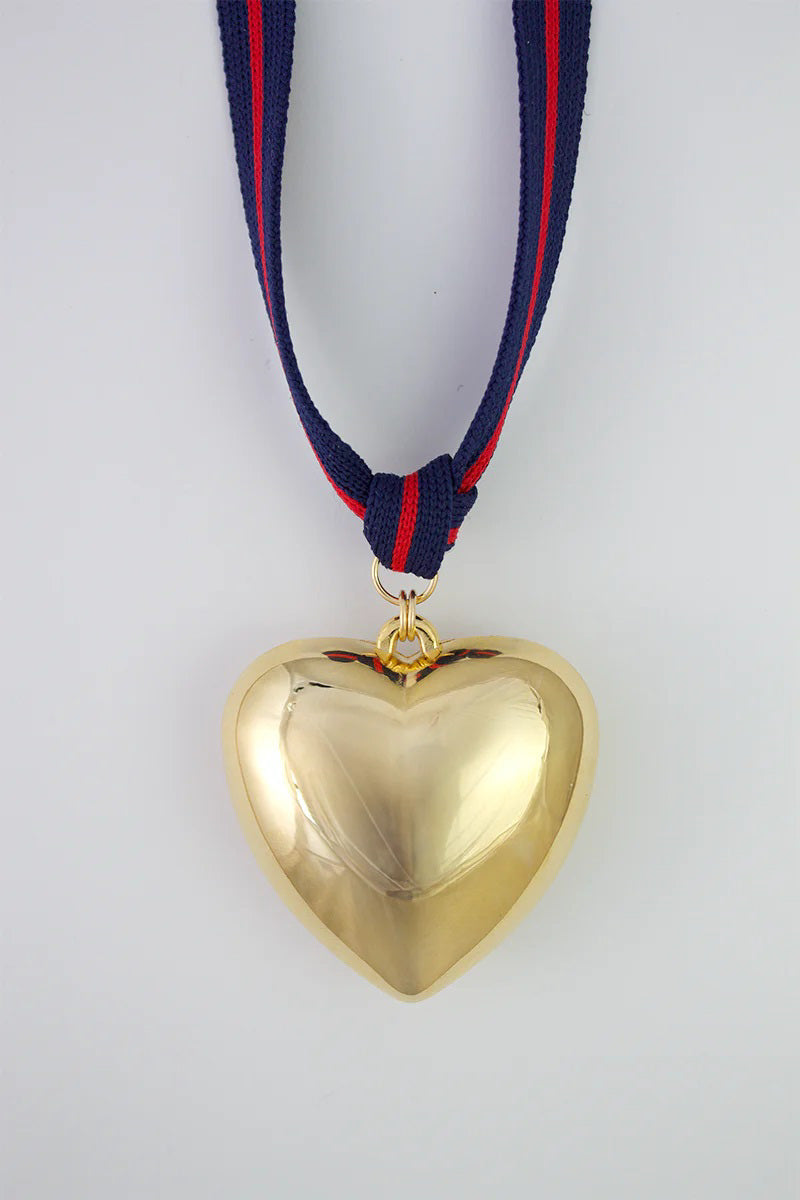 Carolines Style Heart Necklace