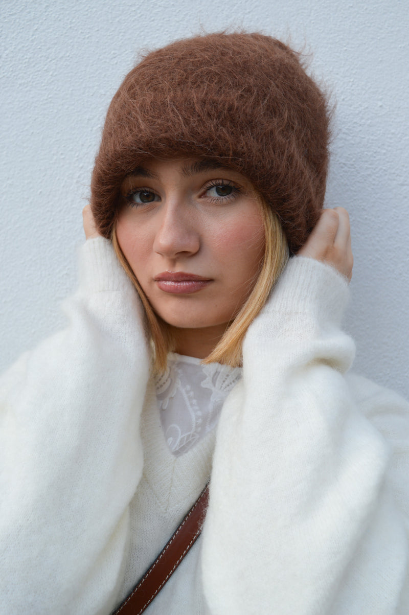 Billy Bamboo Alpaca Fluffy Brown Beanie