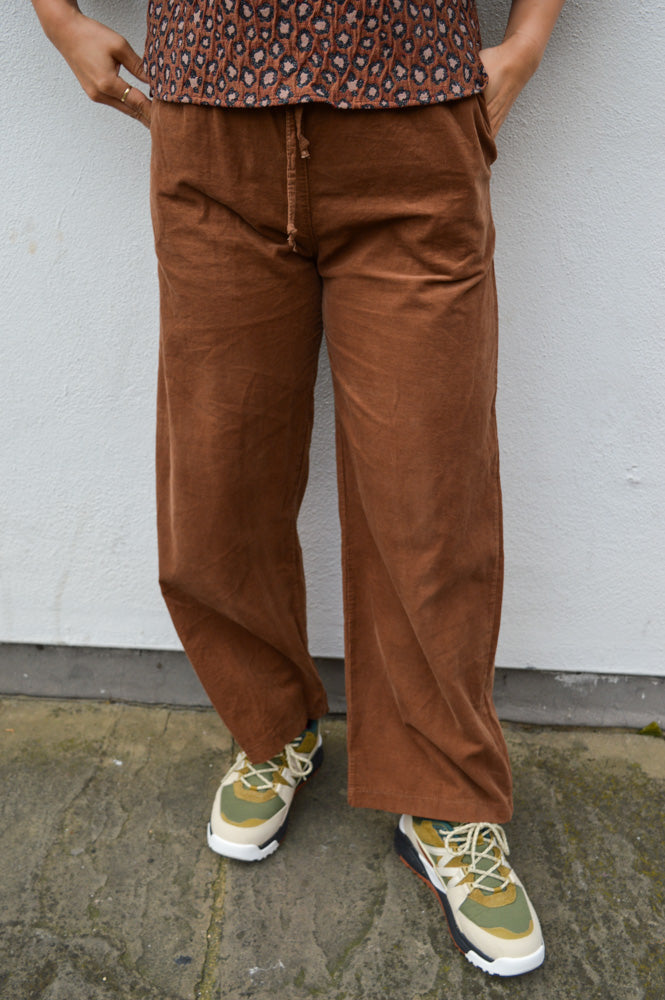 Marta Gabrielle Dark Caramel Pants