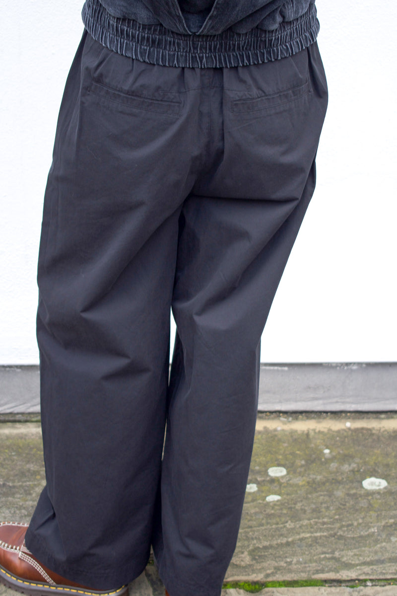 Dream Black Pleated Twill Trousers