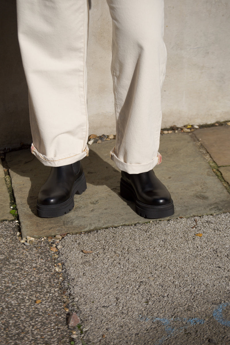 Shoe The Bear Sanna Black Chelsea Boots