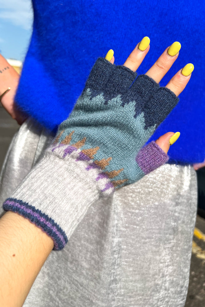 Erib Alloa Arctic Night Fingerless Gloves The Mercantile London