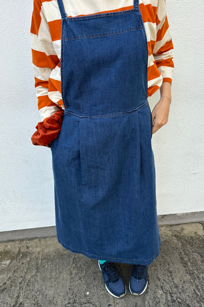 Beaumont Organic Leigh Mid Blue Pinafore Dress