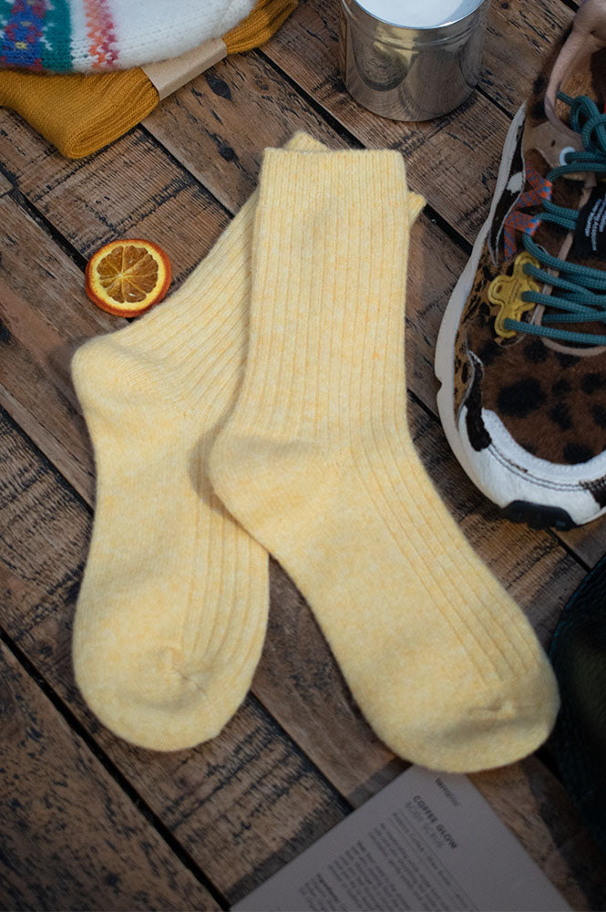 Solid Cashmere Warm Socks & Ribbed Wool Yellow Socks