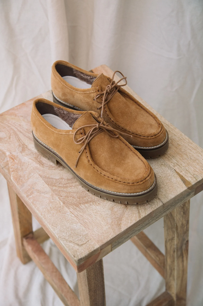 Beaumont Organic Kutsu-Kate Suede Caramel Shoe