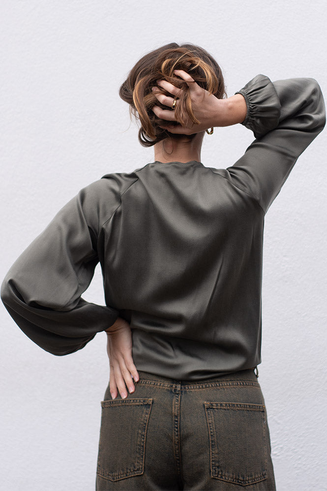 Leveté Gale Pewter Silk Blouse