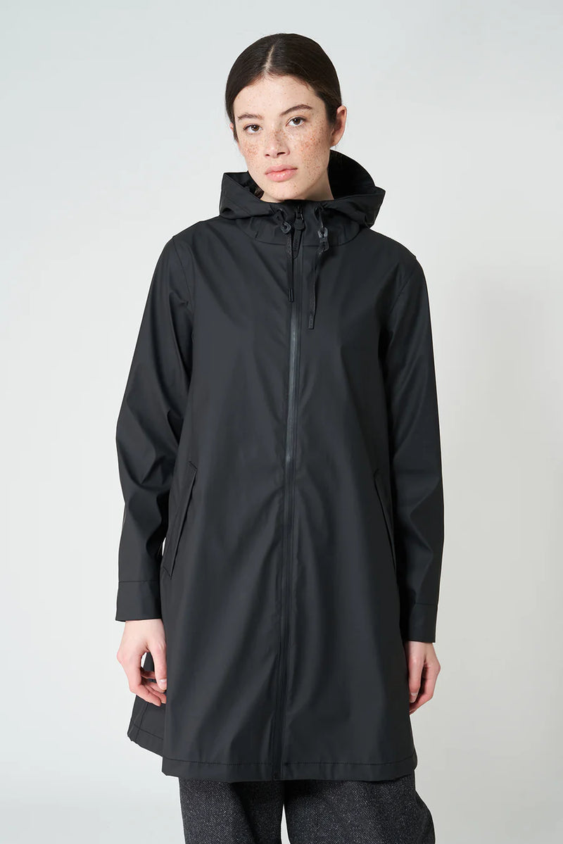 Tantä Nuovola Black Raincoat